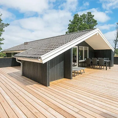Three-bedroom Holiday In 37 בית נופש