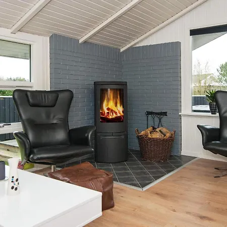 Three-bedroom Holiday In 37 בית נופש
