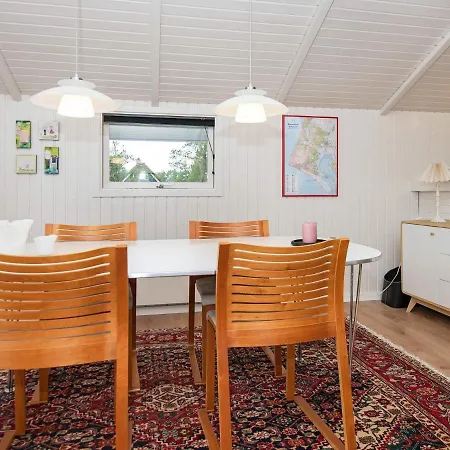 Three-bedroom Holiday In 37 בית נופש *